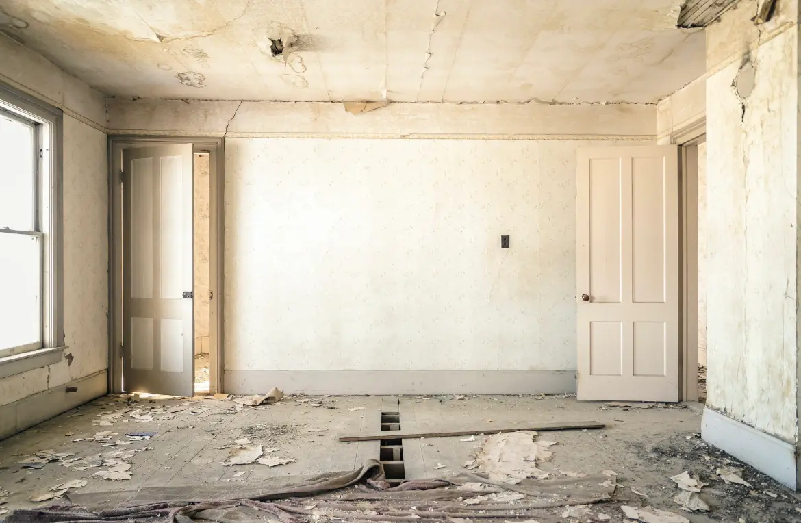 Waste disposal crew managing a cleanout project in North St. Paul